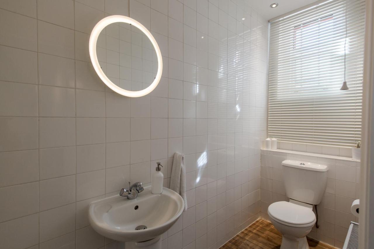 St. Lukes View, Shoreditch, By The Design Traveller Londra Esterno foto