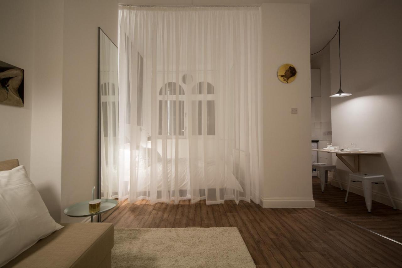 St. Lukes View, Shoreditch, By The Design Traveller Londra Esterno foto