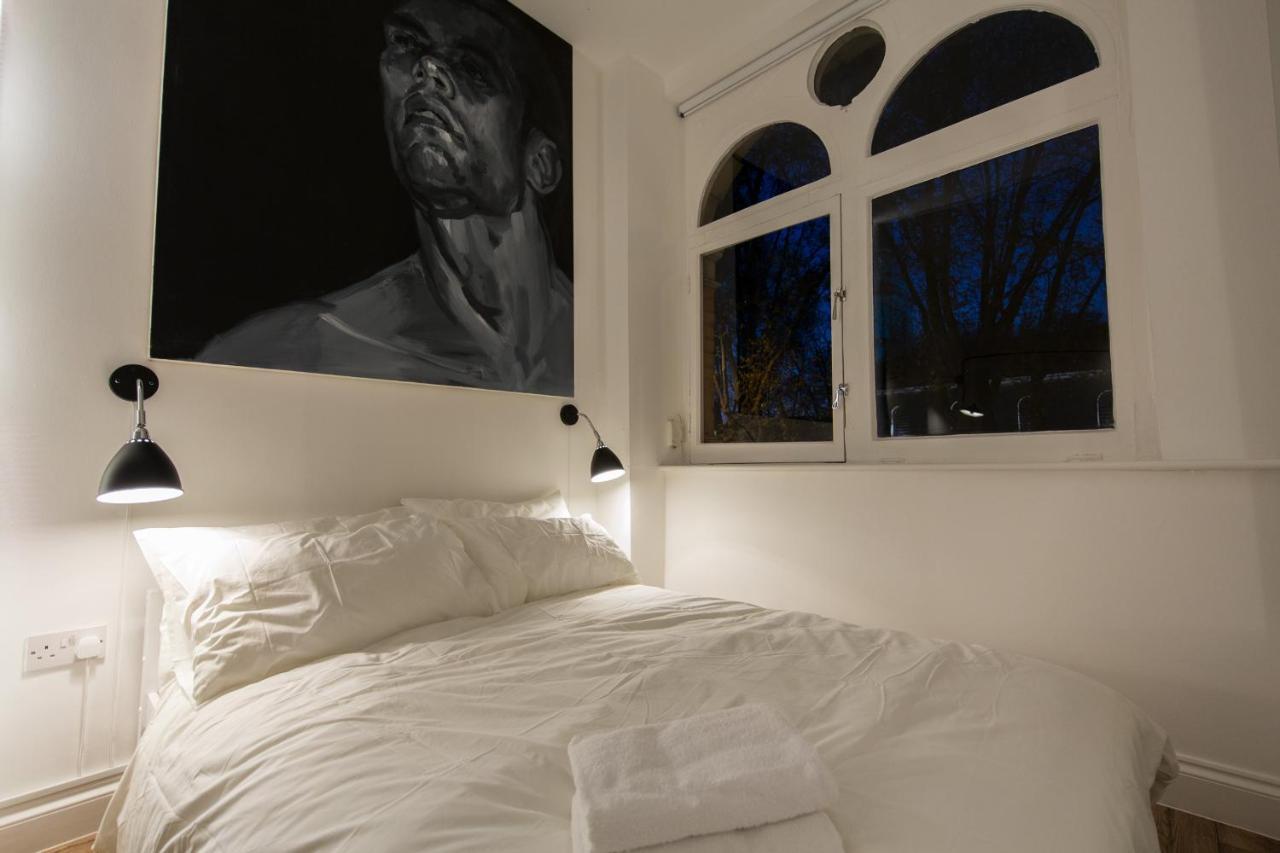 St. Lukes View, Shoreditch, By The Design Traveller Londra Esterno foto